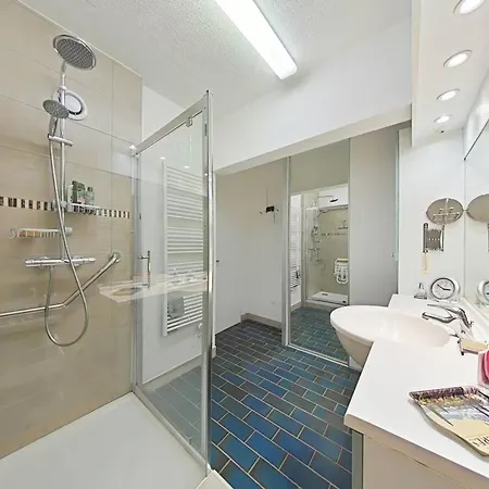 T3 Avec Vue Port, Dernier Etage A - Fr-1-826-8 * Hyeres